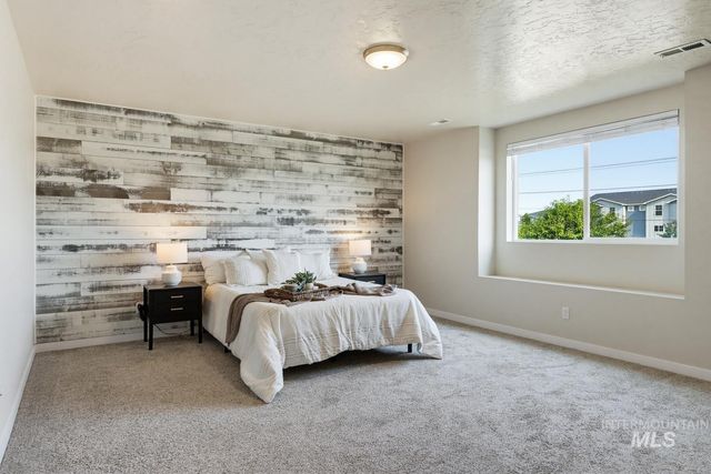 3794 W Peak Cloud Ct, Meridian, ID 83642
