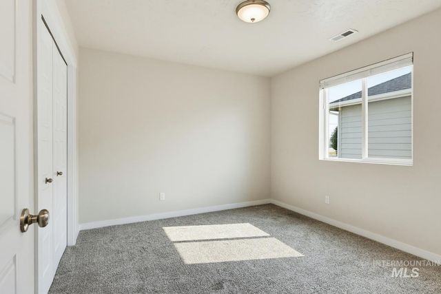 3794 W Peak Cloud Ct, Meridian, ID 83642