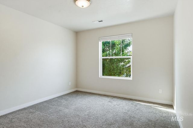 3794 W Peak Cloud Ct, Meridian, ID 83642