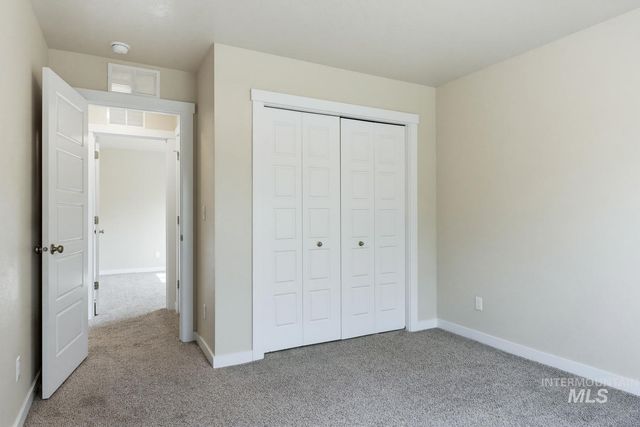 3794 W Peak Cloud Ct, Meridian, ID 83642