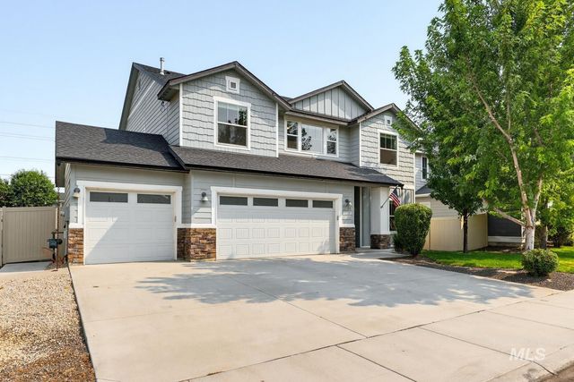 3794 W Peak Cloud Ct, Meridian, ID 83642