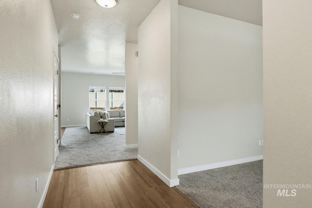 3794 W Peak Cloud Ct, Meridian, ID 83642
