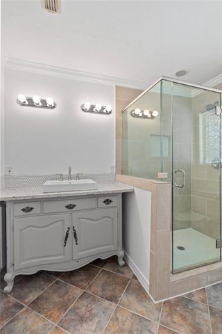 500 Shirleen Drive, Pasadena, TX 77586