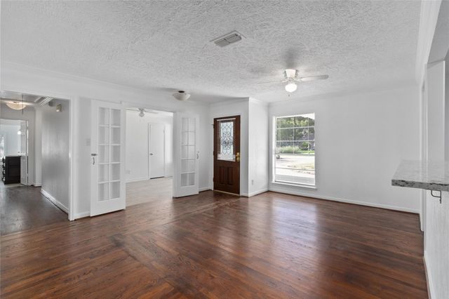 500 Shirleen Drive, Pasadena, TX 77586