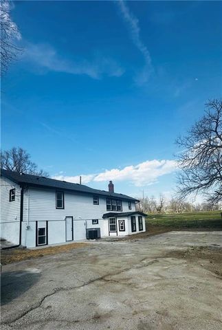 3247 Brown Avenue, Kansas City, KS 66104