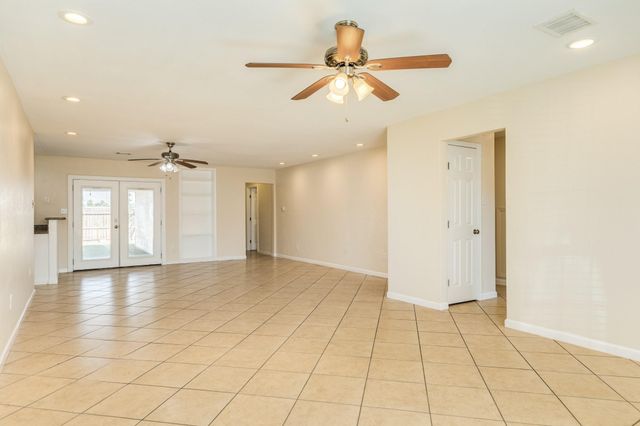 3206 Pine Street, Galveston, TX 77551