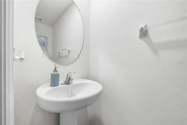 37247 KINGS CROWN DRIVE, Zephyrhills, FL 33541