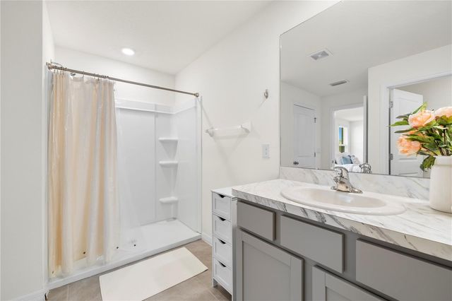 37247 KINGS CROWN DRIVE, Zephyrhills, FL 33541