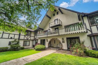 42160 Woodward Avenue, Bloomfield Hills, MI 48304