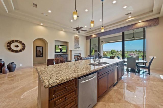 58440 Aracena, La Quinta, CA 92253