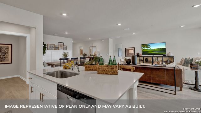 410 KOLBO CROSSING COVE, Lockhart, TX 78644