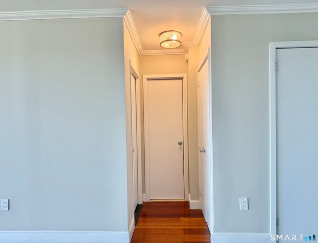 44 Strawberry Hill Avenue 11E, Stamford, CT 06902
