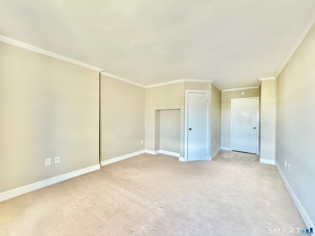 44 Strawberry Hill Avenue 11E, Stamford, CT 06902