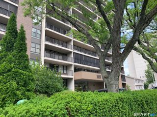 44 Strawberry Hill Avenue 11E, Stamford, CT 06902