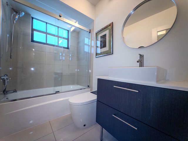 576 Westree Lane, Plantation, FL 33324