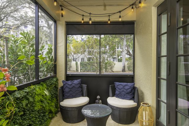 576 Westree Lane, Plantation, FL 33324