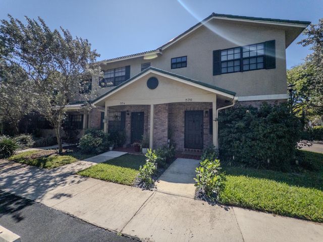 576 Westree Lane, Plantation, FL 33324