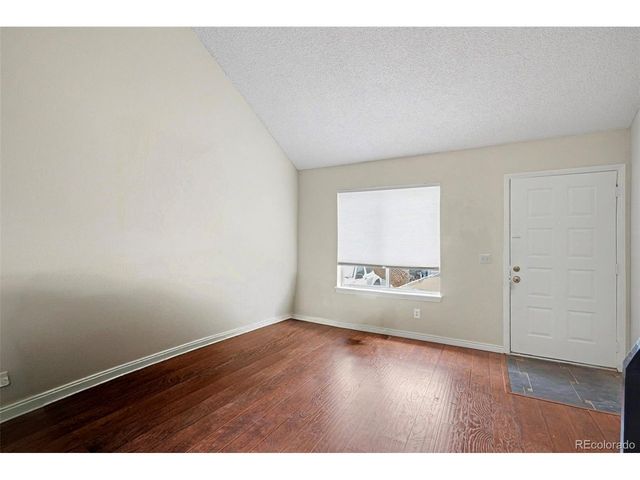 17643 E Loyola Dr B, Aurora, CO 80013
