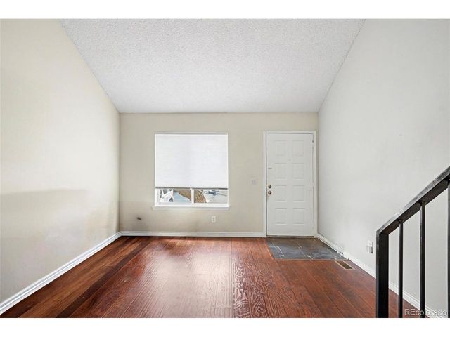 17643 E Loyola Dr B, Aurora, CO 80013