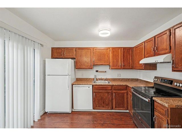 17643 E Loyola Dr B, Aurora, CO 80013