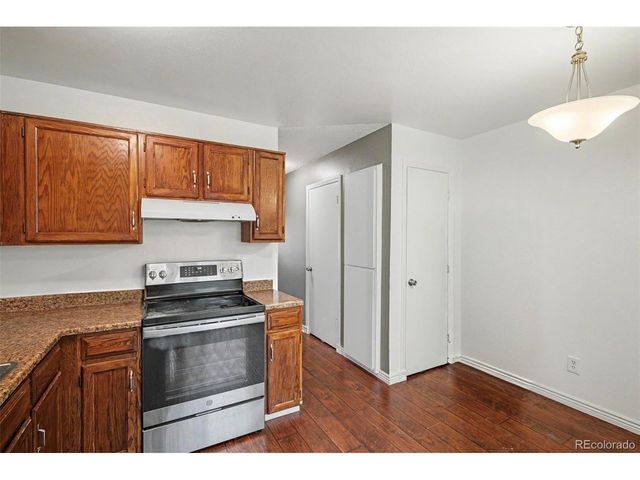 17643 E Loyola Dr B, Aurora, CO 80013