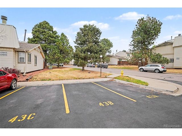 17643 E Loyola Dr B, Aurora, CO 80013