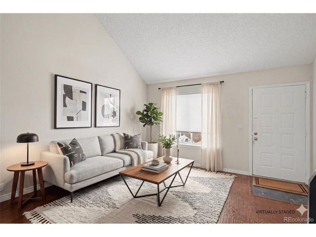 17643 E Loyola Dr B, Aurora, CO 80013