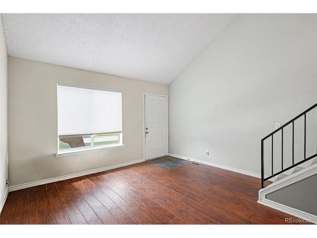 17643 E Loyola Dr B, Aurora, CO 80013