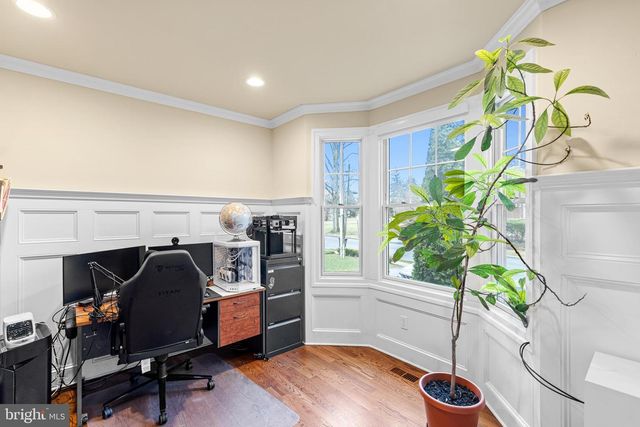 9 HARRIET DR, Princeton, NJ 08540