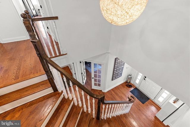 9 HARRIET DR, Princeton, NJ 08540