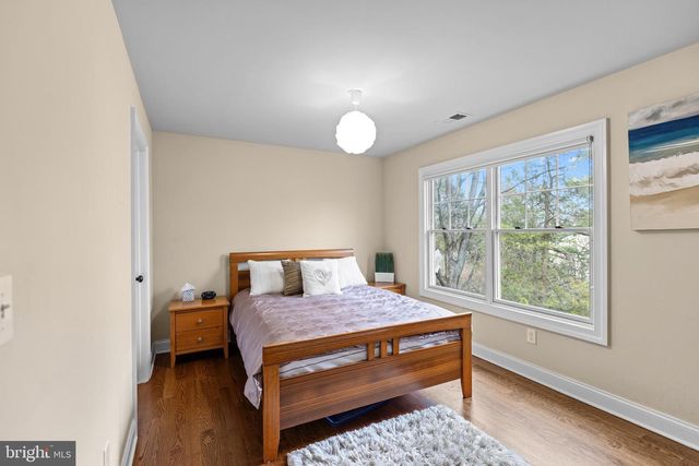 9 HARRIET DR, Princeton, NJ 08540