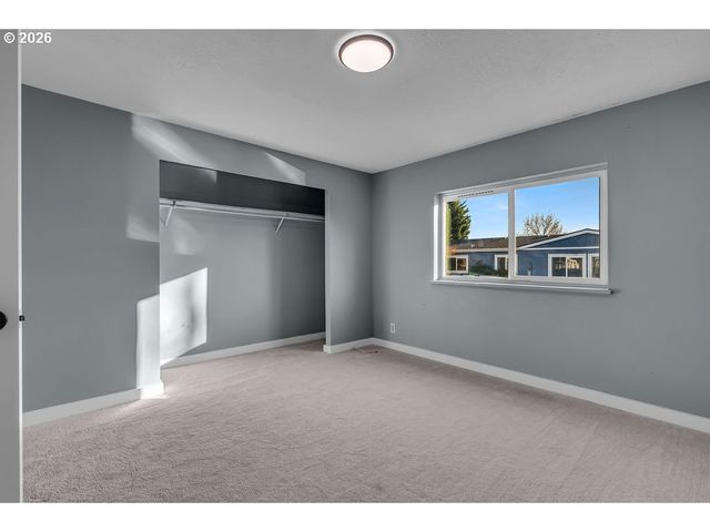 13620 Sw BEEF BEND Rd 51, Portland, OR 97224