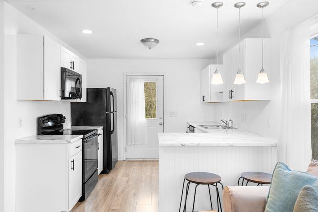 1027 College Ave, Nashville, TN 37209