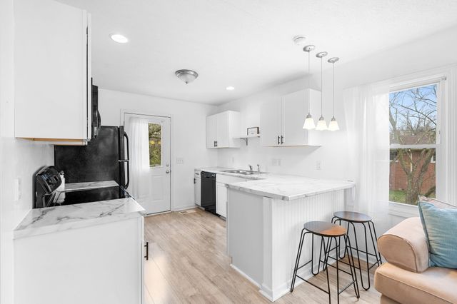 1027 College Ave, Nashville, TN 37209