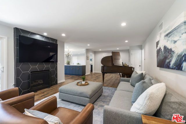 3159 Voltaire Drive, Topanga (los Angeles), CA 90290