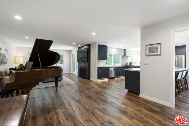 3159 Voltaire Drive, Topanga (los Angeles), CA 90290