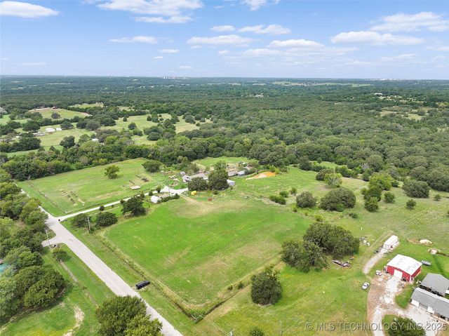 McClain Road, Ardmore, OK 73401