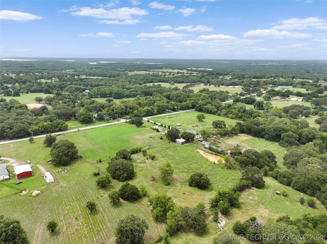 McClain Road, Ardmore, OK 73401