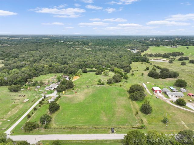 McClain Road, Ardmore, OK 73401