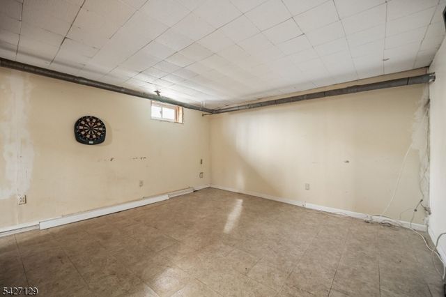 150 Randolph Ave, Clifton City, NJ 07011