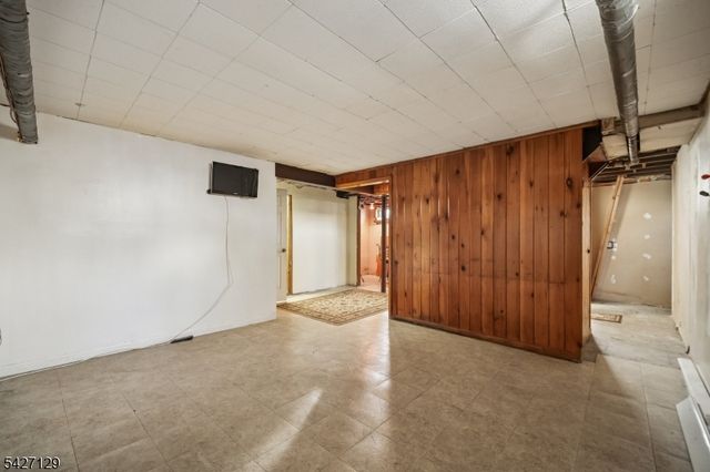 150 Randolph Ave, Clifton City, NJ 07011