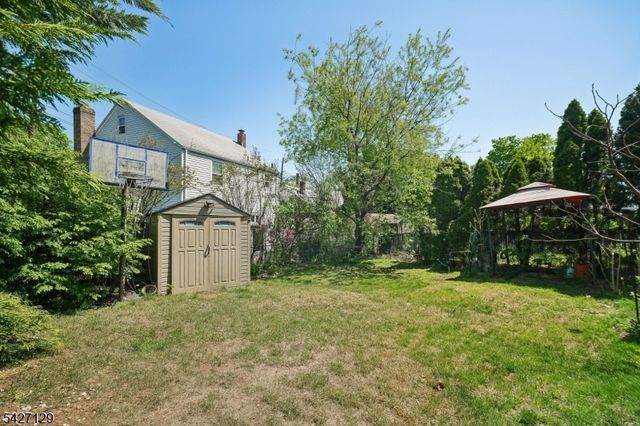 150 Randolph Ave, Clifton City, NJ 07011