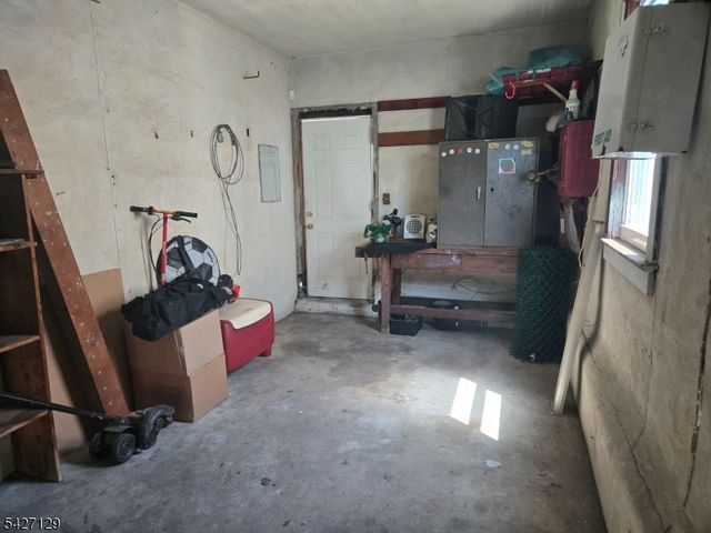 150 Randolph Ave, Clifton City, NJ 07011