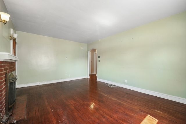 150 Randolph Ave, Clifton City, NJ 07011