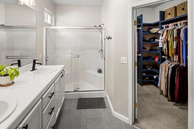 1872 Ivycrest Way, Sacramento, CA 95835