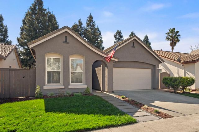 1872 Ivycrest Way, Sacramento, CA 95835