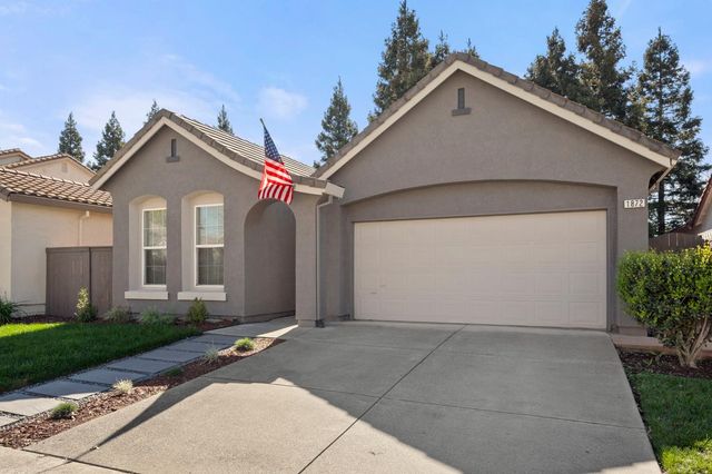 1872 Ivycrest Way, Sacramento, CA 95835