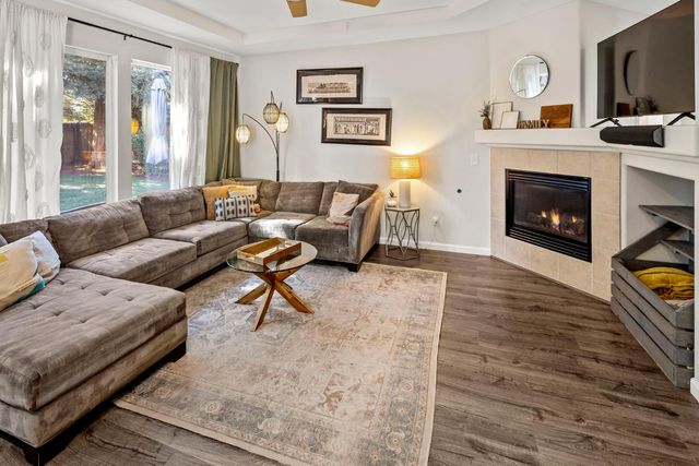 1872 Ivycrest Way, Sacramento, CA 95835