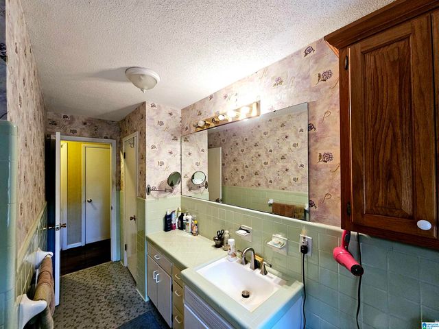 300 MARY LANE, Anniston, AL 36207