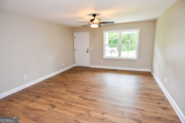 1138 Vestavia Lane, Thomaston, GA 30286
